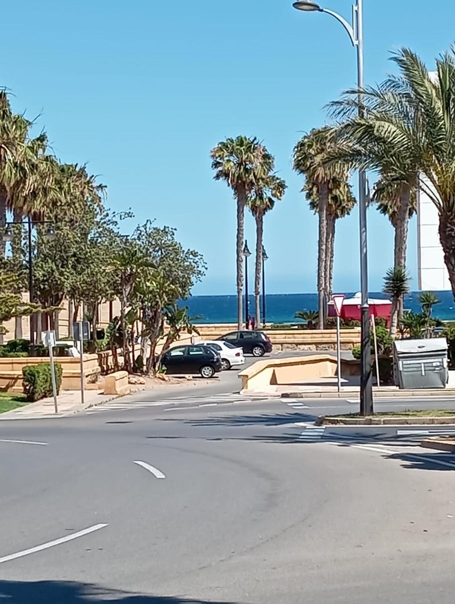 Apartamento Leyaros Roquetas de Mar Esterno foto