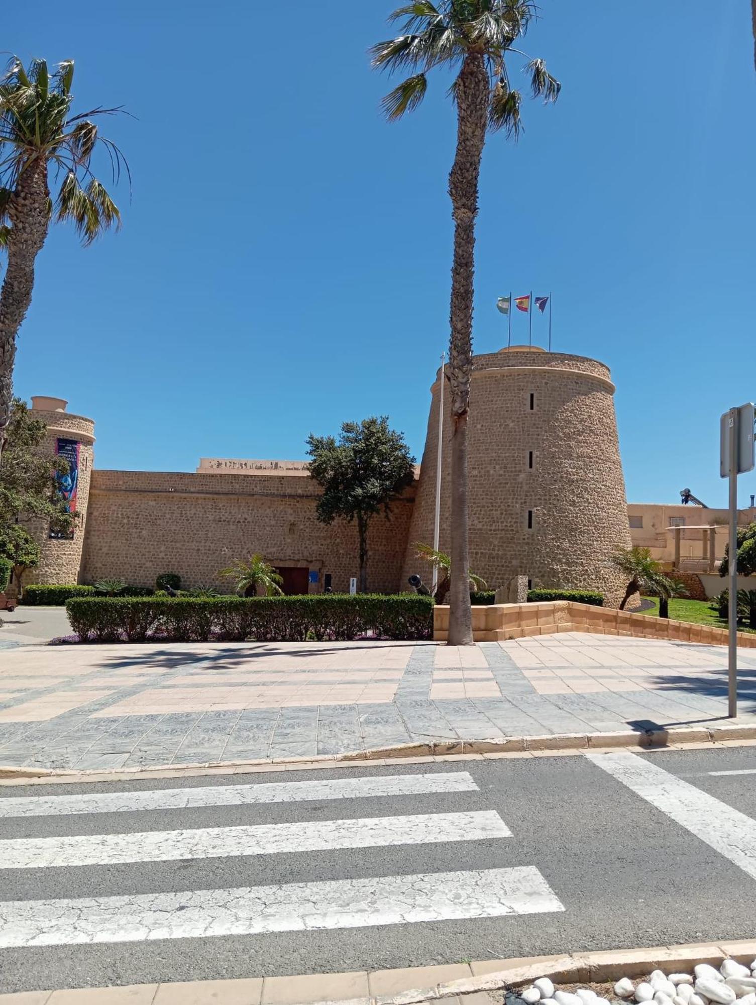 Apartamento Leyaros Roquetas de Mar Esterno foto