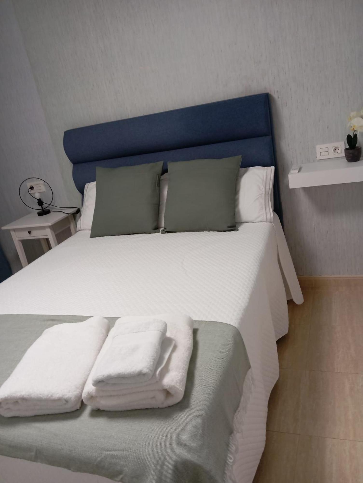 Apartamento Leyaros Roquetas de Mar Esterno foto